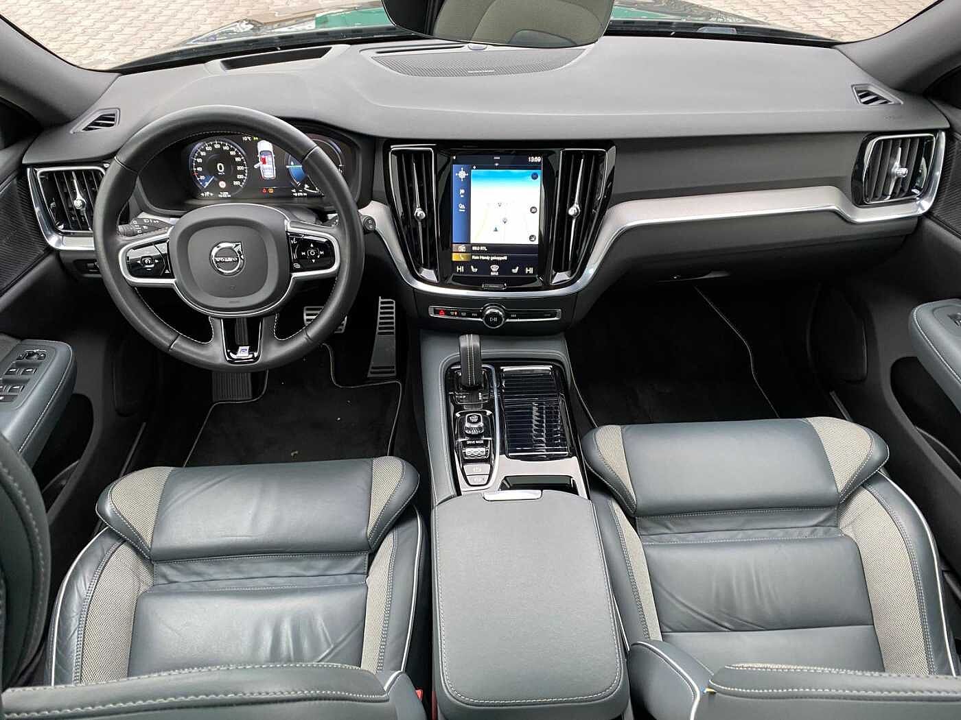 Volvo  T6 Hybrid AWD R Design 360 ACC BLIS HUD PANO